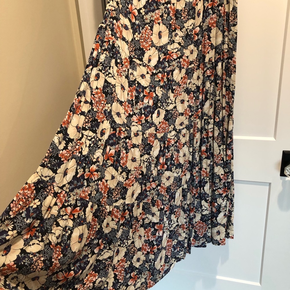 NATURAL LIFE Floral Maxi Dress - Navy and Cream Size small - Picture 2 of 6